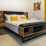 A-more Apartman *